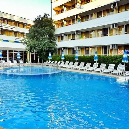 Hotel Oasis-2
